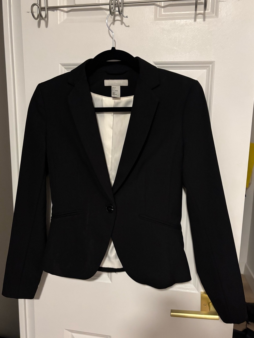 H&M Black Short Single-Button Blazer